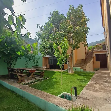 For Friends Apartment Trebinje